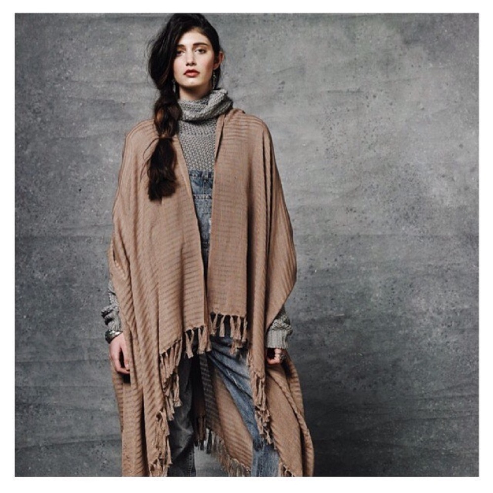 Handwoven Fringed Poncho with Stripe Pattern Tan